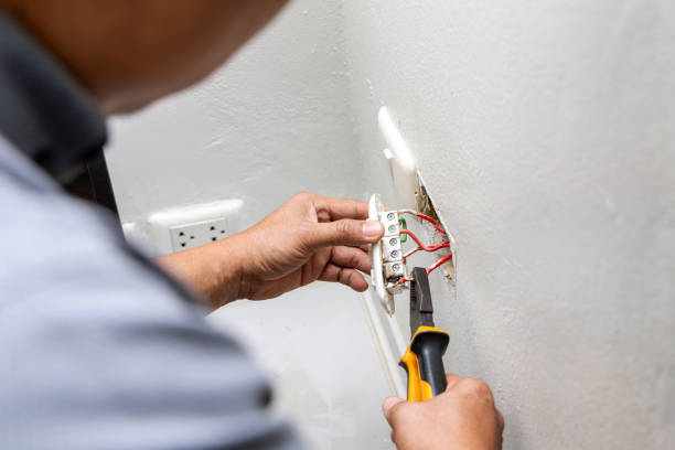 Best Circuit Breaker Repair  in Hazlehurst, GA
